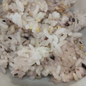 ストウブDE〜発芽玄米もち麦ご飯